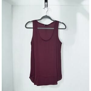 ☀️Krisa Revolve Burgundy Solid Scoop Neck Sleeveless Tunic Tank Top NWT